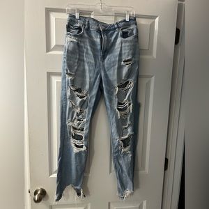 American eagle mom jeans